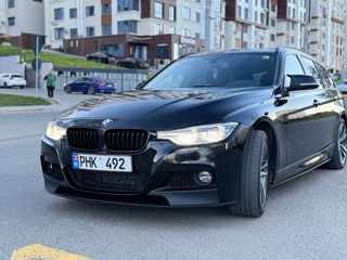 BMW 3 Series Touring foto 5