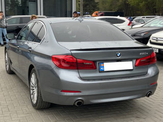 BMW 5 Series foto 3