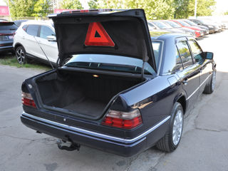 Mercedes Series (W124) foto 7