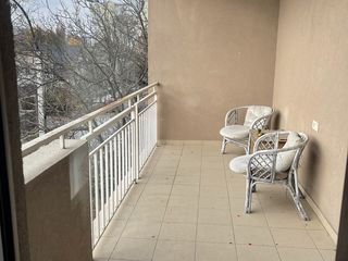 Apartament cu 2 camere, 70 m², Buiucani, Chișinău foto 6