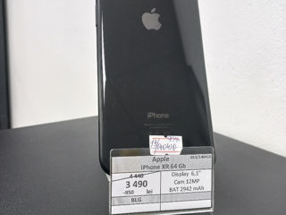 Apple iPhone XR 64 GB. 3490 lei