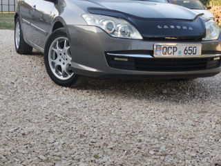 Renault Megane foto 9