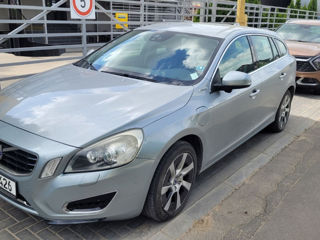 Volvo V60 foto 2