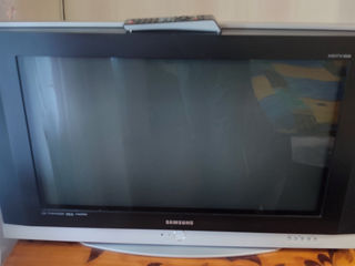 Телевизор Самсунг.  Televizor Samsung  72cm. 32 inci cu telecomandâ. Пульт. foto 4