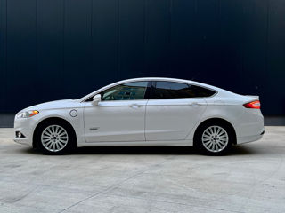 Ford Fusion foto 6