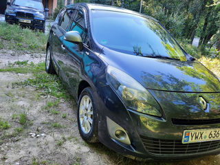 Renault Grand Scenic foto 10