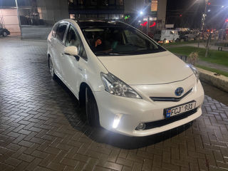 Toyota Prius + foto 3