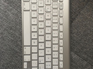 Vind Tastatura Apple in stare buna