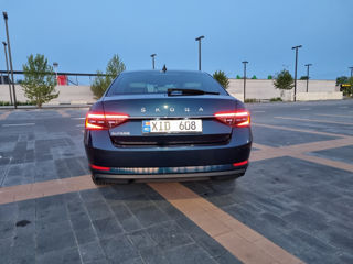 Skoda Superb foto 5