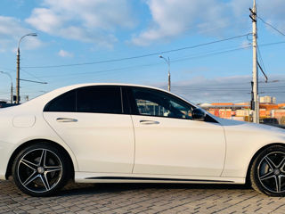 Mercedes C-Class foto 6