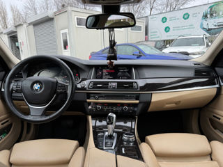 BMW 5 Series foto 10