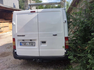 Ford Transit foto 2