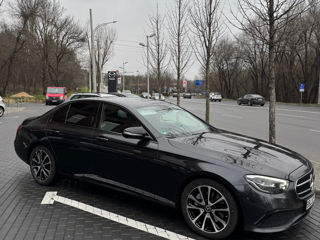 Mercedes E-Class foto 2