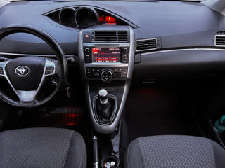 Toyota Verso foto 5