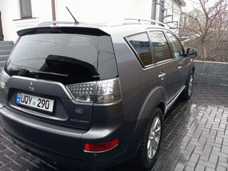 Mitsubishi Outlander foto 8