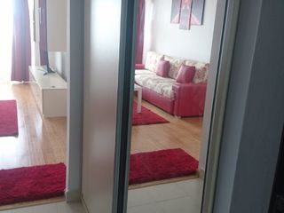 Apartament cu o camera in stare buna se da in chirie 100 $ serioase mai cedam foto 2