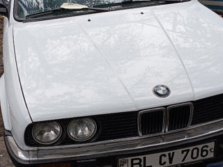 BMW 3 Series foto 5