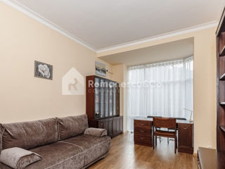 Apartament cu 3 camere, 194 m², Centru, Chișinău foto 6