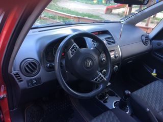 Suzuki SX4 foto 6