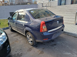 Dacia Logan foto 3