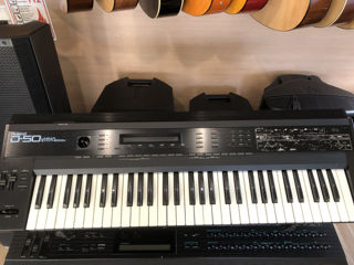 Roland D-50 keyboard synthesizer foto 1