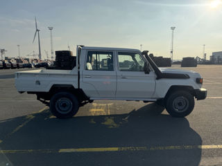 Toyota Land Cruiser фото 7