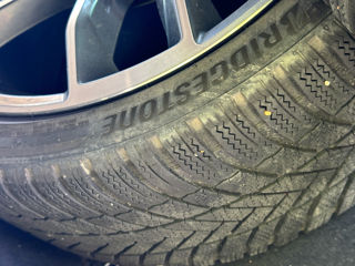 Bridgestone blizzak lm005 255 35 R19 foto 3