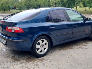 Renault Laguna foto 5