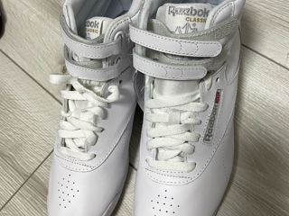 Reebok Classic/ 40,5 marime foto 3