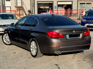 BMW 5 Series foto 5