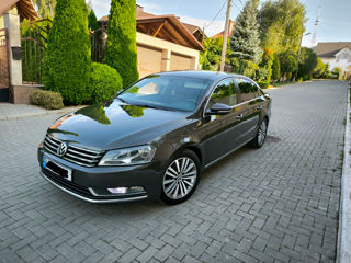 Volkswagen Passat foto 1