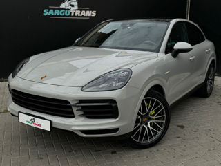 Porsche Cayenne Coupe foto 2