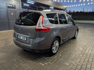 Renault Grand Scenic foto 8