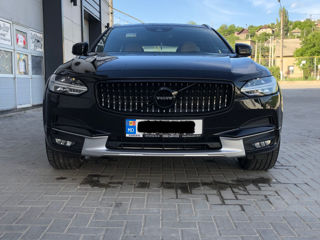 Volvo V90 Cross Country