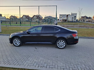 Skoda Superb foto 5