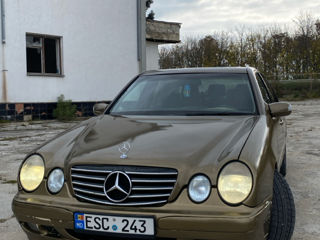 Mercedes E-Class foto 6