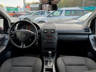 Mercedes A-Class foto 9