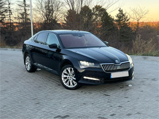 Skoda Superb foto 4