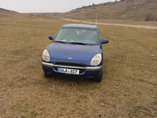 Daihatsu Sirion foto 2