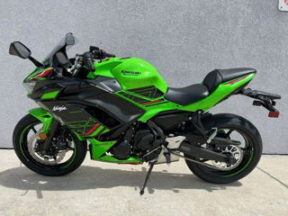 Kawasaki Ninja 650 2021 foto 6