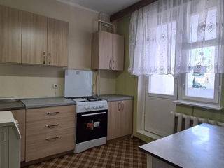 Apartament cu 3 camere, 70 m², Ciocana, Chișinău foto 2