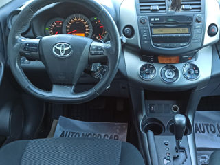 Toyota Rav 4 foto 6