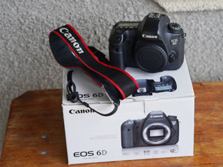 Canon 6 D с объективом