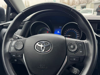 Toyota Auris foto 11