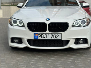 BMW 5 Series foto 8