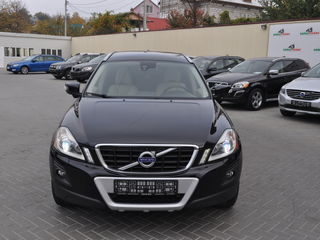 Volvo XC60 foto 2