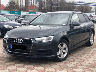 Audi A4 foto 1