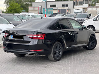 Skoda Superb foto 3