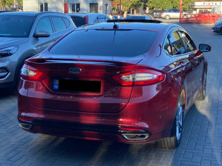 Ford Fusion foto 5