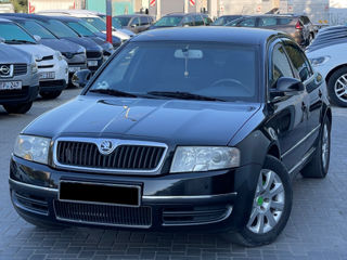 Skoda Superb foto 4